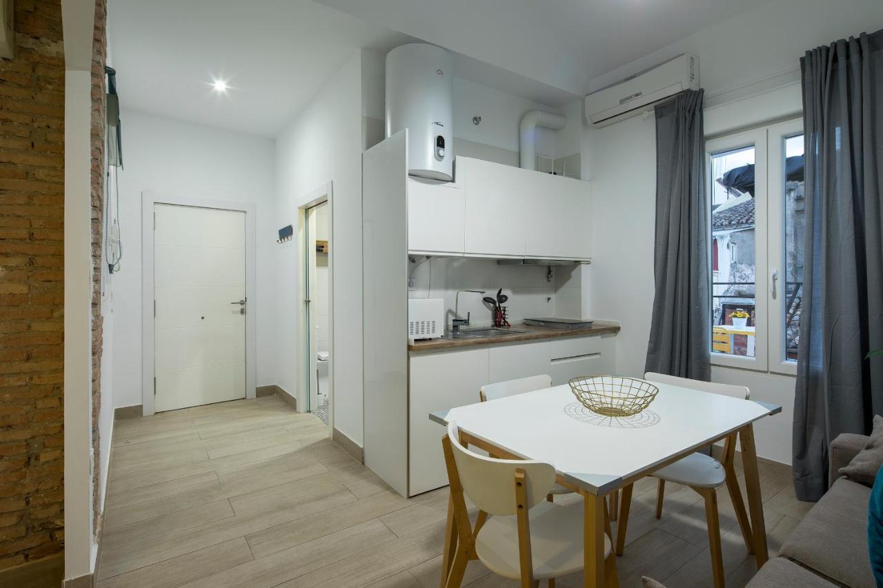Rose Apartamentos Гранада Екстер'єр фото